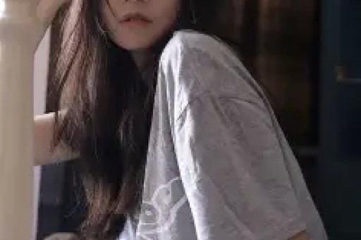 娱乐圈大事件：刘昊然周冬雨复合传闻、卢昱晓屏摄道歉、杨紫《家业》恶评风波、阿Sa婚变辟谣